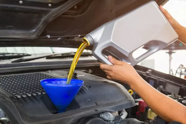 Replacing engine oil