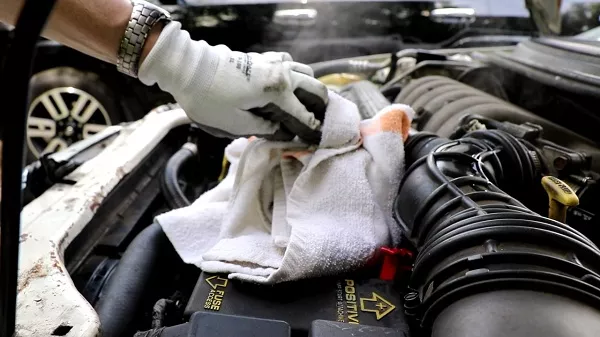 If you pop the cap immediately, steam and radiator fluid could spew out and burn you. Wait until the cap is cooler. Overheating car_tip3