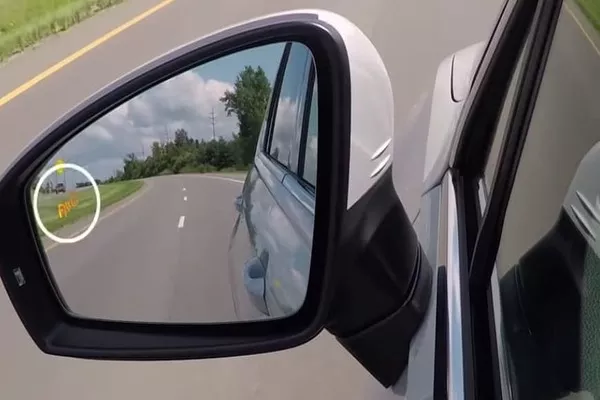 Always look around your surroundings for possible motorcycle wanting to pass through your lane. Side mirror refflection