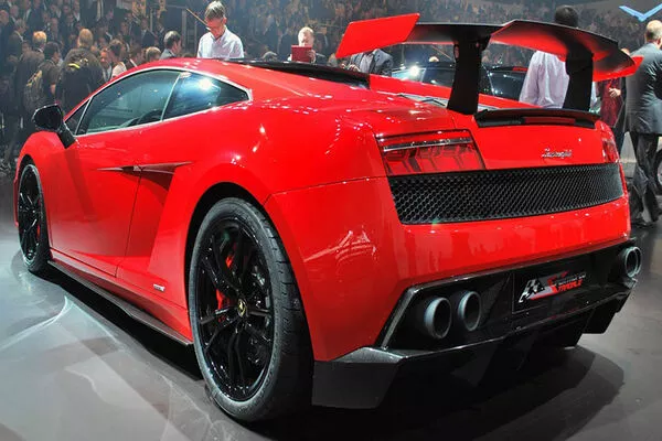 car with pedestal spoiler