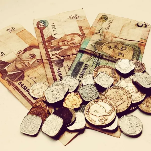 The price point and features offered of Chinese cars often trumps similarly priced Japanese or Korean cars pesos