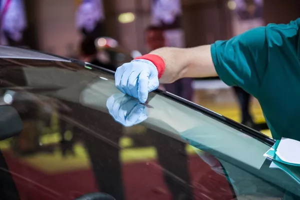 Fixing pitted windshield