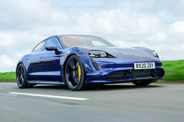 A picture of the Taycan on the road.