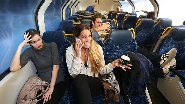 talk loud on the train