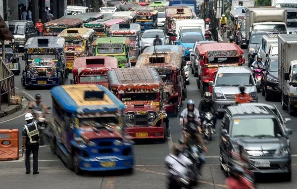 Busy Road in the Philippines full of old jeepneys