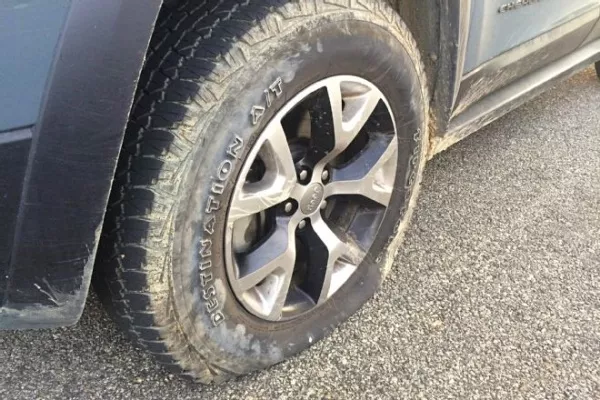 Pulling over to the side can be avoided by a well-maintained car Maintaining your vehicle minimizes roadside emergencies