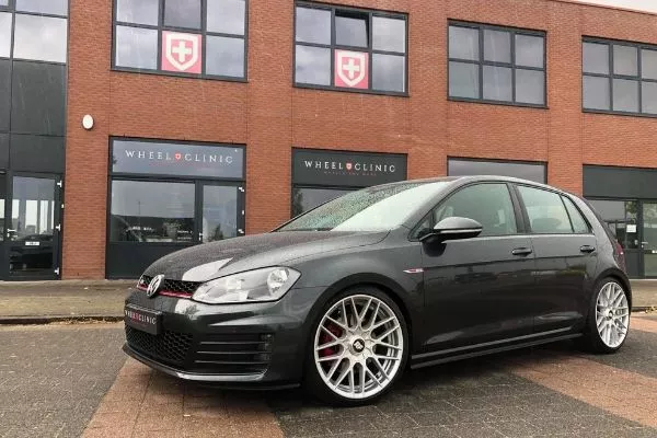 rotiform rse on vw golf gti