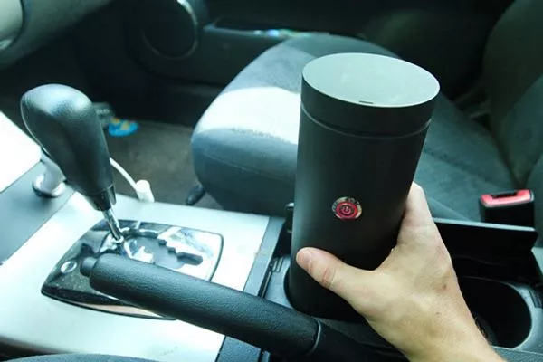 spill-free tumbler