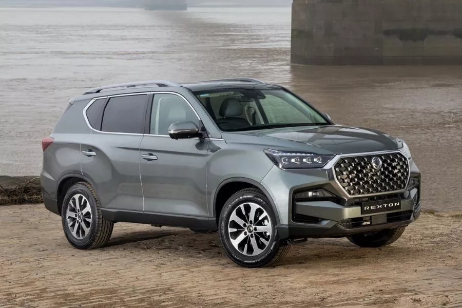 The SsanYong Rexton is pretty stylish don't you think so? A picture of the SsangYong Rexton