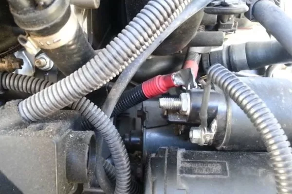 The starter motor may be loose Bad or loose starter motor