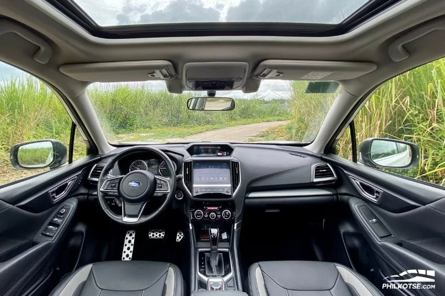 Subaru Forester GT interior view