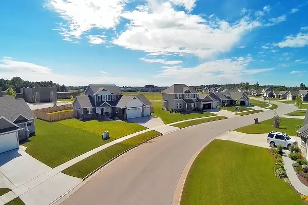 If you live in a village or subdivision, then you can have your driving lessons there Subdivision roads