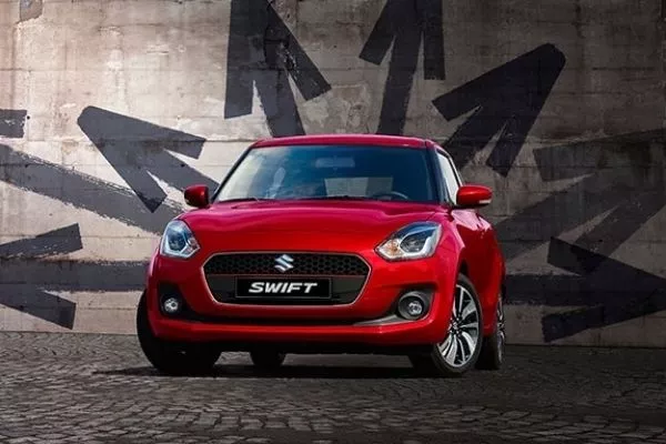 A picture of the front of the Swift while parked in an urban environment