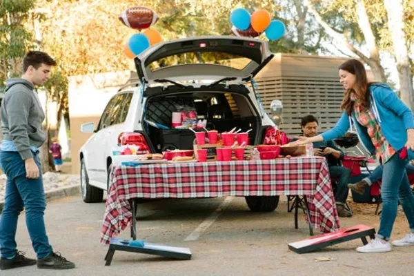 tailgating activities 