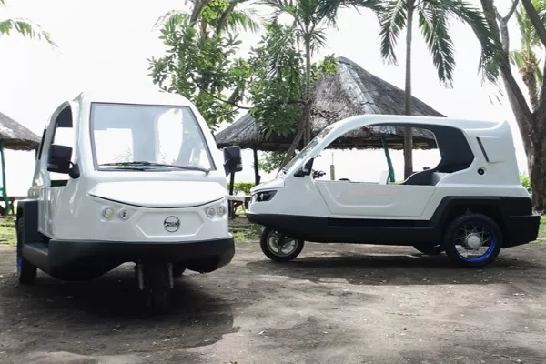 The Amphibious tricycle