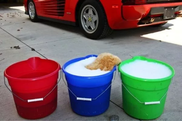 Washing a car with only one bucket is like using the toilet brush to brush your teeth Three bucket system