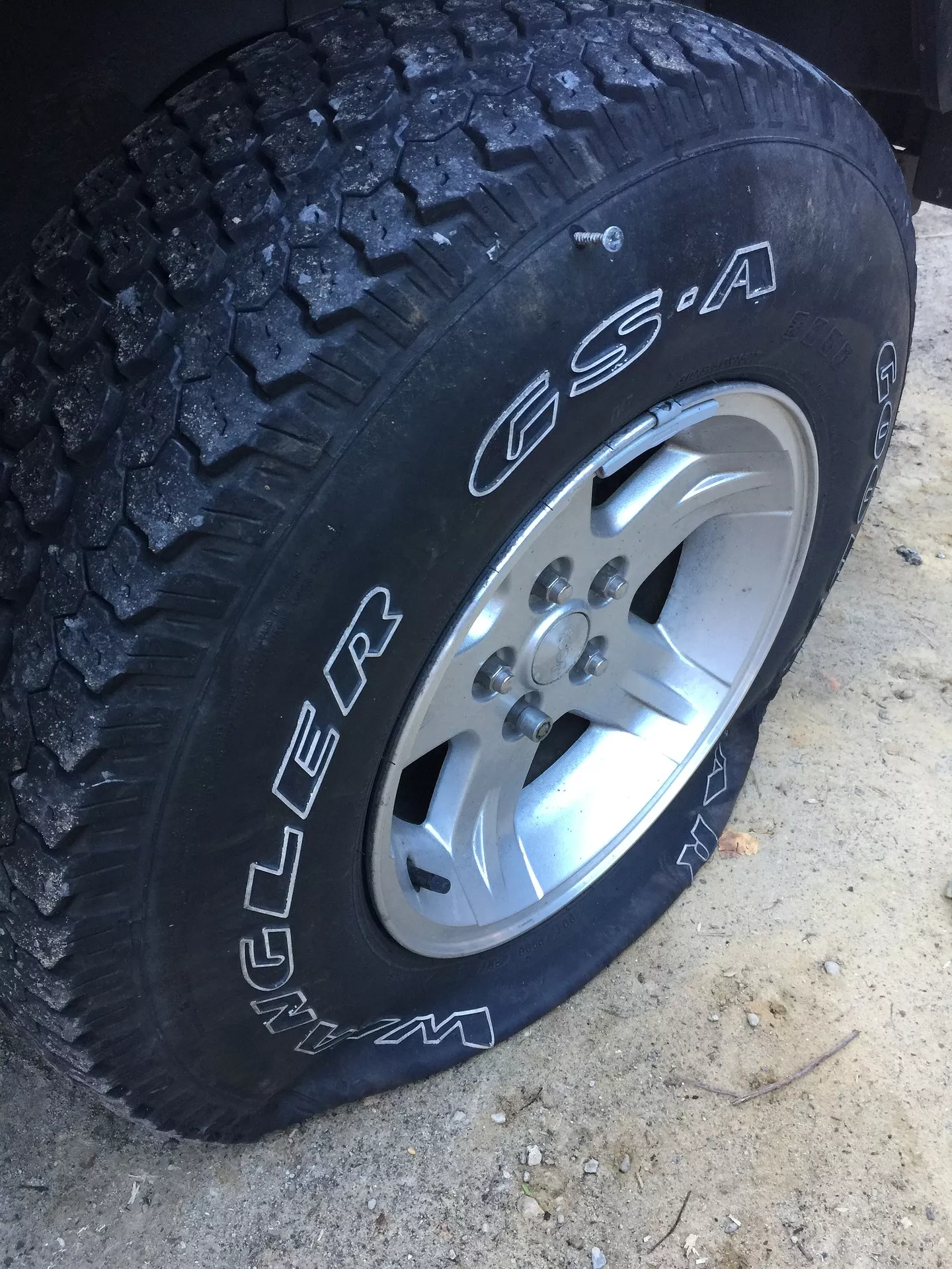 SUV tire 