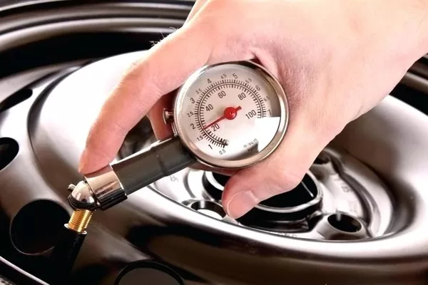 checking tire pressure