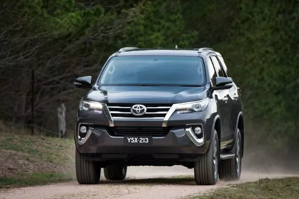 A picture of the Toyota Fortuner on a dirt road