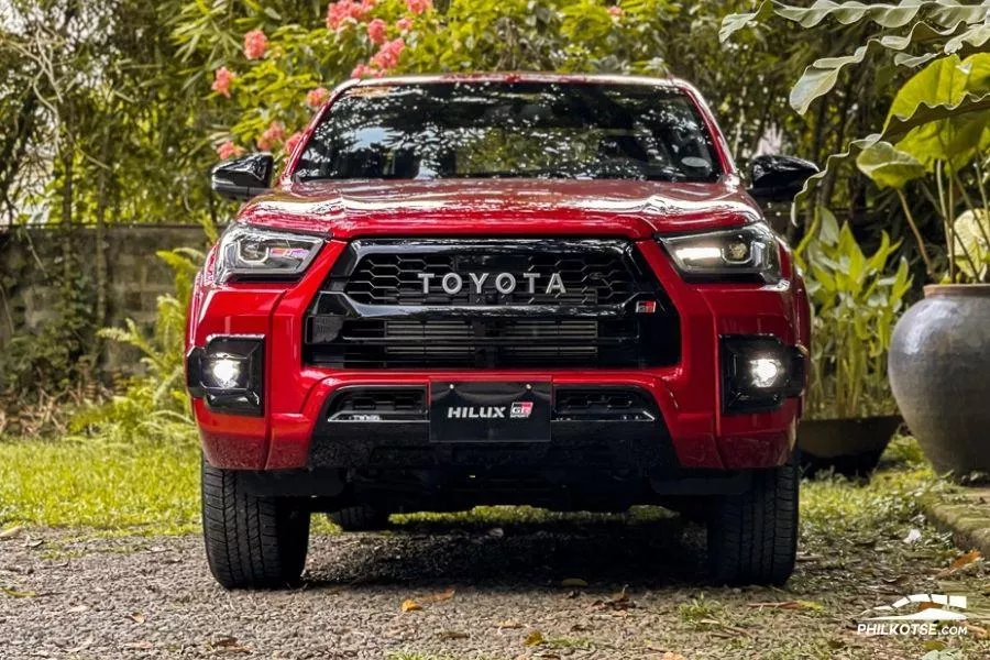 New GR-S version Toyota Hilux front view