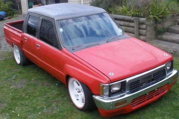 Looks unassuming on the outside. Very sneaky. A picture of the Hilux with a 2JZ engine