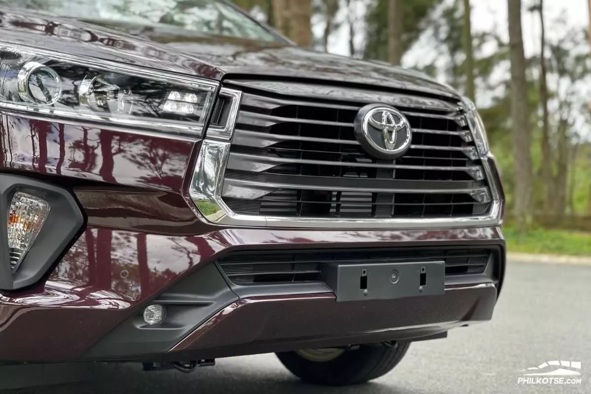A picture of the Innova's front end