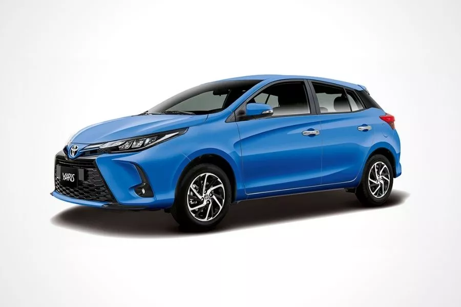 Toyota Yaris front view