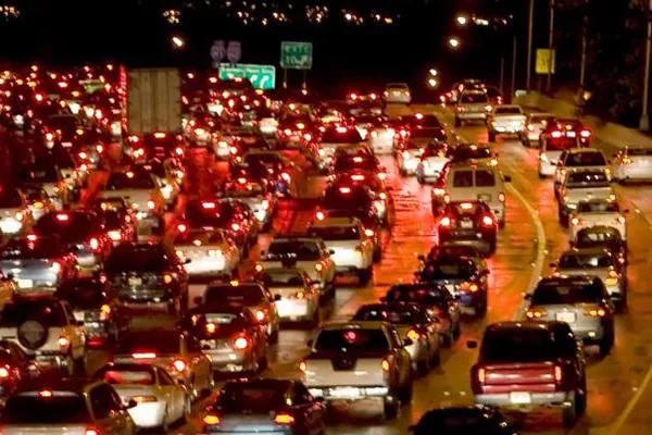 A picture of heavy traffic on EDSA