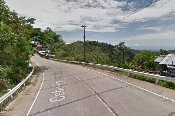 A picture of a portion of the trans central highway in Cebu