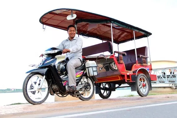 tuktuk in cambodia