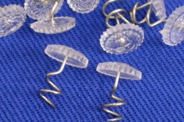 Twist pins