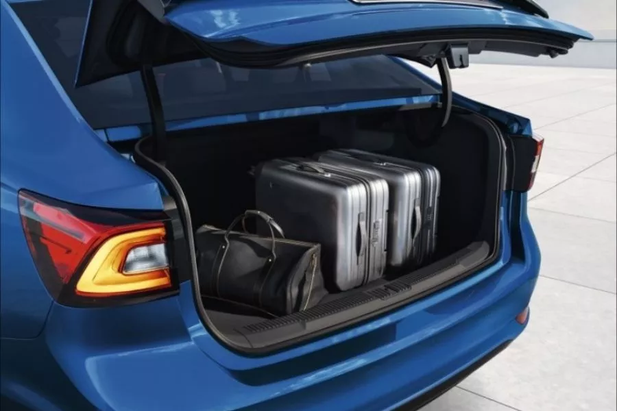 MG 5 trunk 