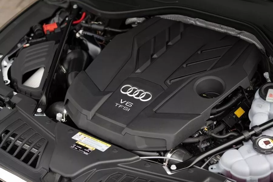 Audi A8 engine