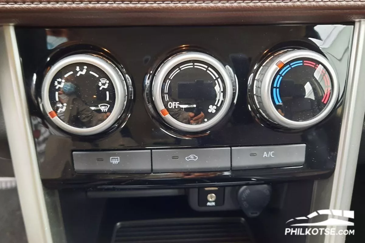 Xpander Cross aircon