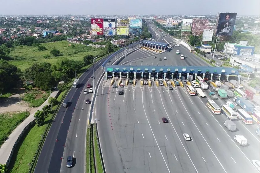 NLEX Balintawak toll plaza