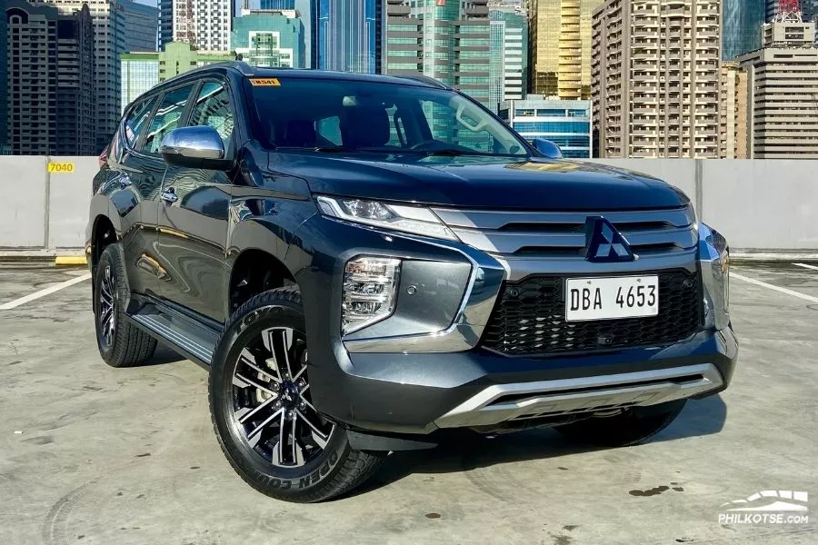 Mitsubishi Montero Sport front view