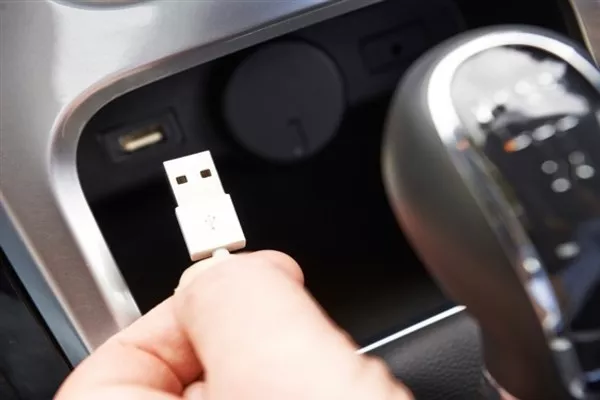 Inserting USB in the car