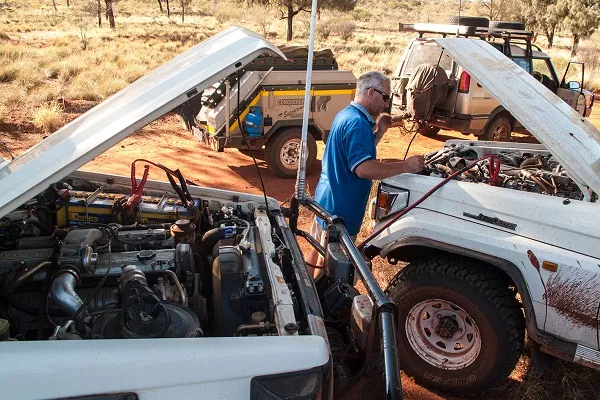 Check car 4x4 engine