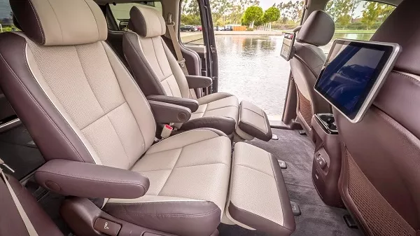 Kia Sedona 2019 luxury cabin