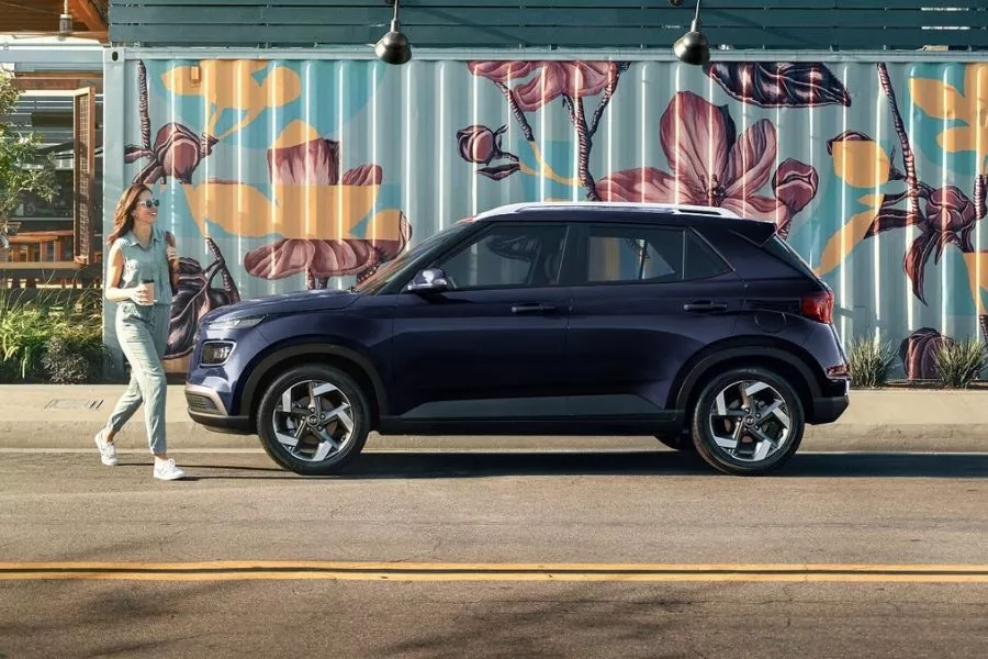 A picture of the side of the Hyundai Venue