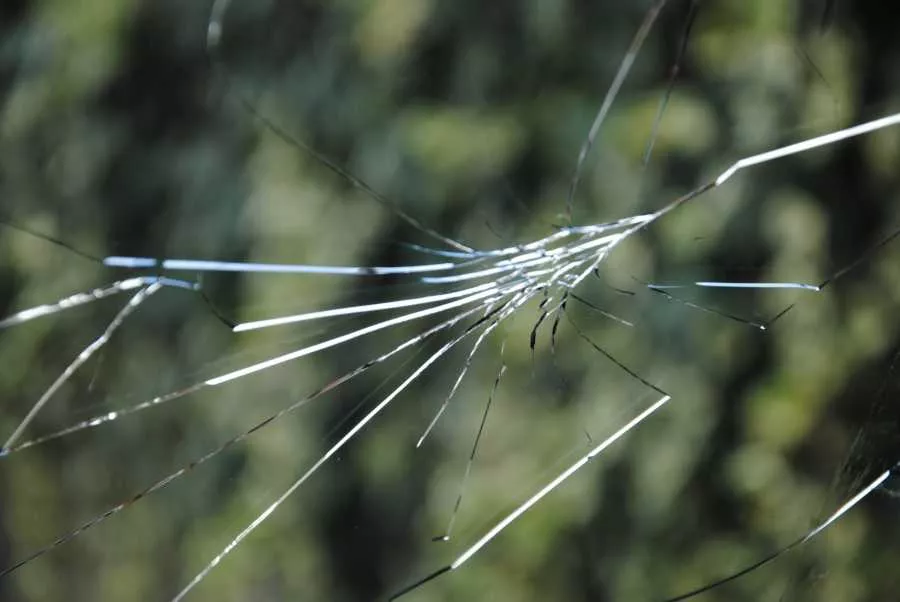 Windshield crack spreading