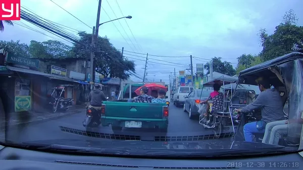 yi ultra dash cam resolution