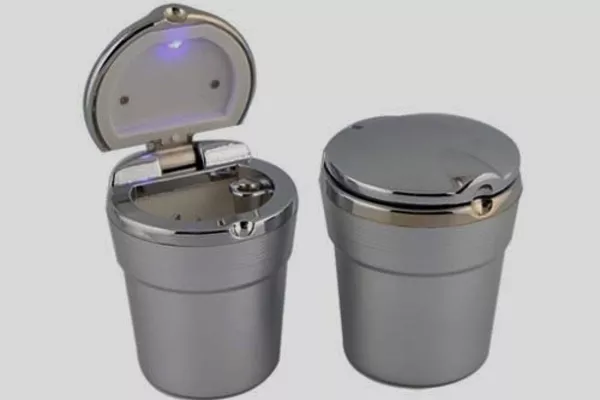 The vimvip model comes in a stainless steel color rather than a matte black. The vimvip ashtray