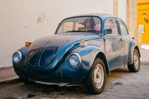 Volkswagen Beetle front view