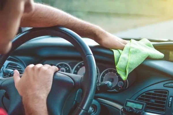 Cleaning the car interior