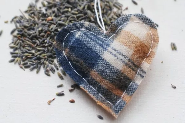 A lavender heart car freshener