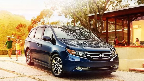 Honda Odyssey angular front