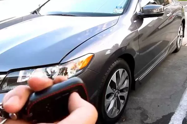 Remote controlled alarm/key