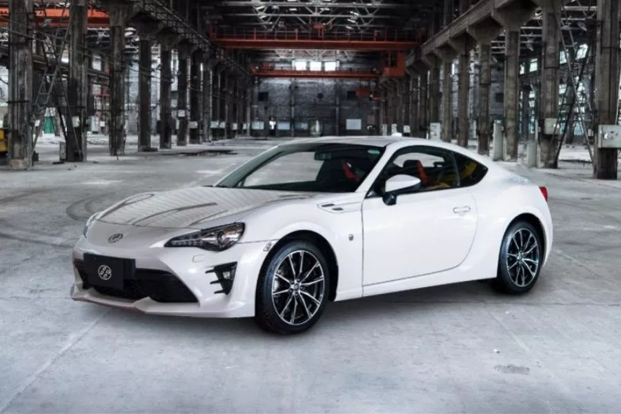 Never go out of style with an 86 Toyota 86 front view
