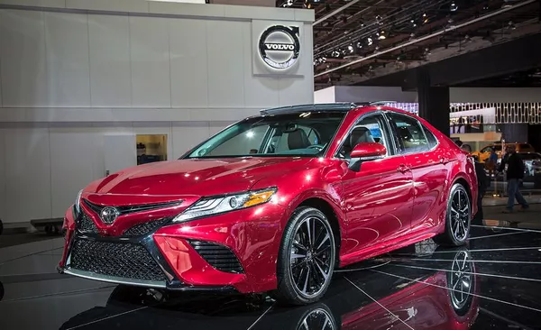 angular front of the Toyota Camry 2018